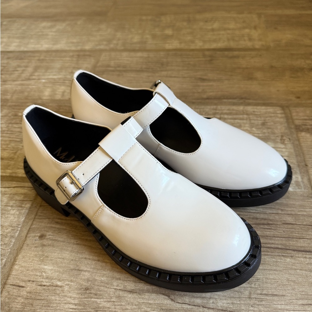 Women's White Mary Jane Shoes